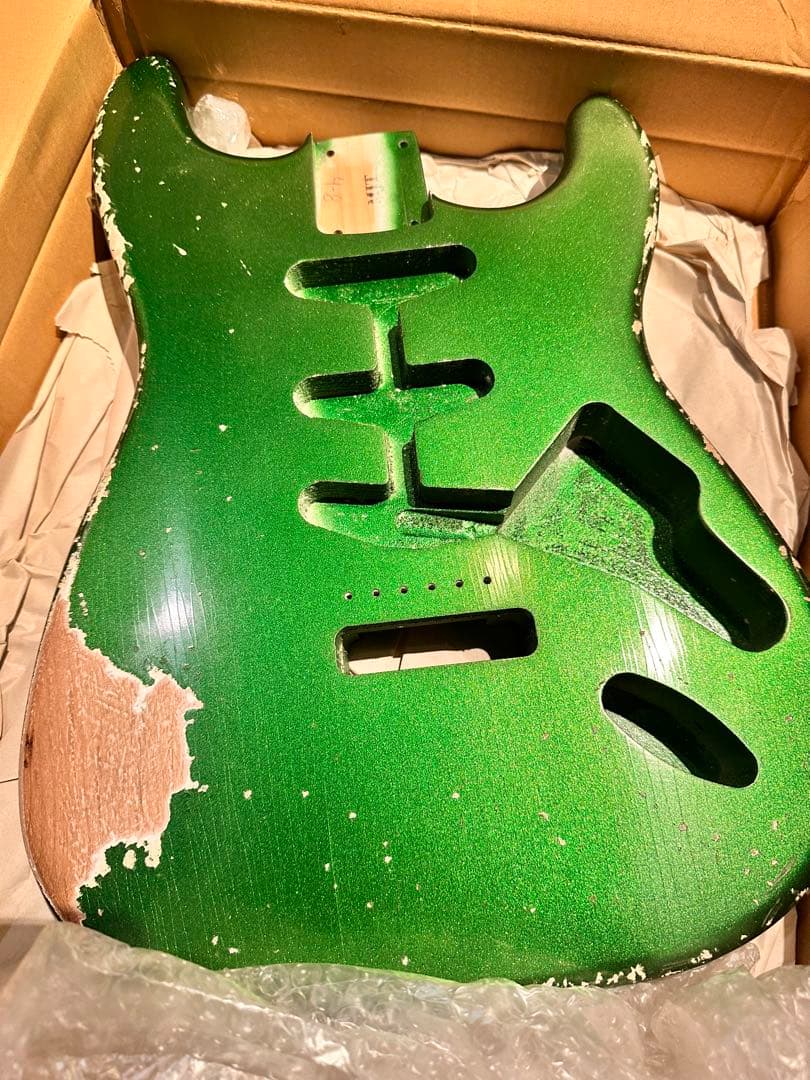 MJT STキャンディアップルグリーン レリックピックガードアッセンブリーセット