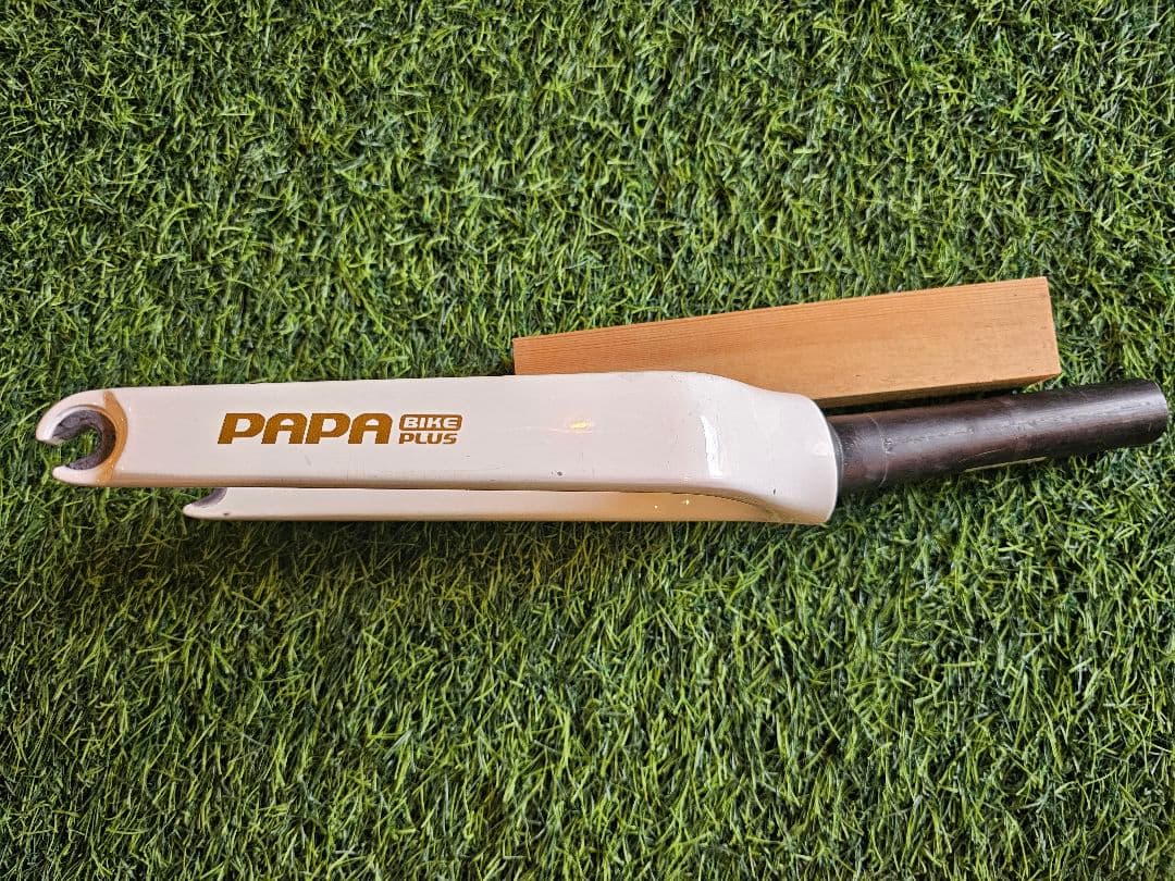 パパバイクストームプロ　カーボンフロントフォーク　　ランバイクストライダー