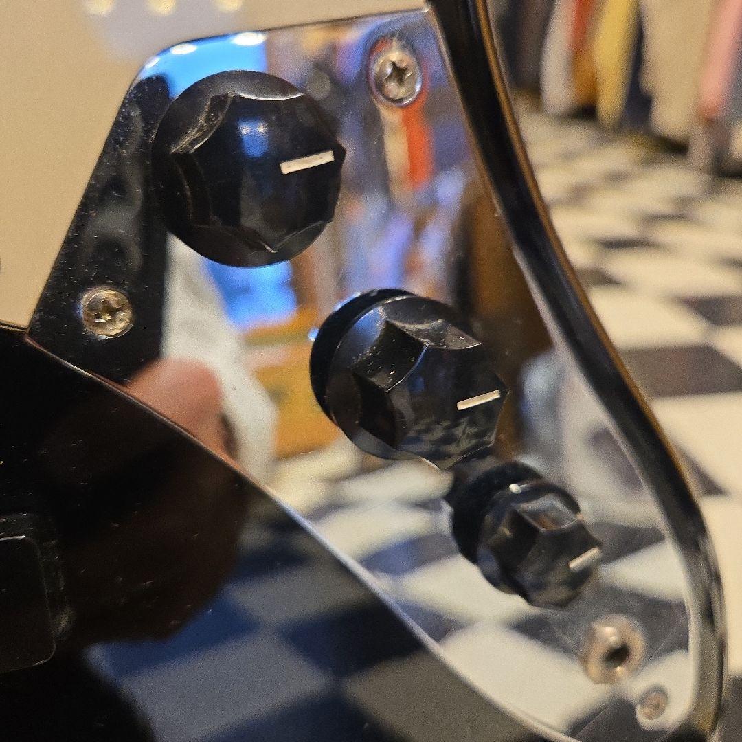 Squier by Fender Affinity ジャズベース スクワイヤ