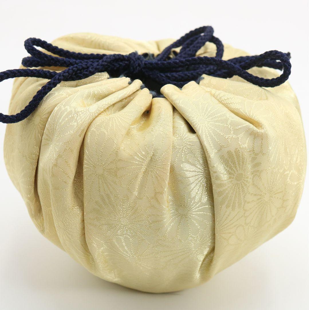 人間国宝 十代休雪 三輪休和作 鬼萩茶碗 表千家十四代 而妙斎書　M972