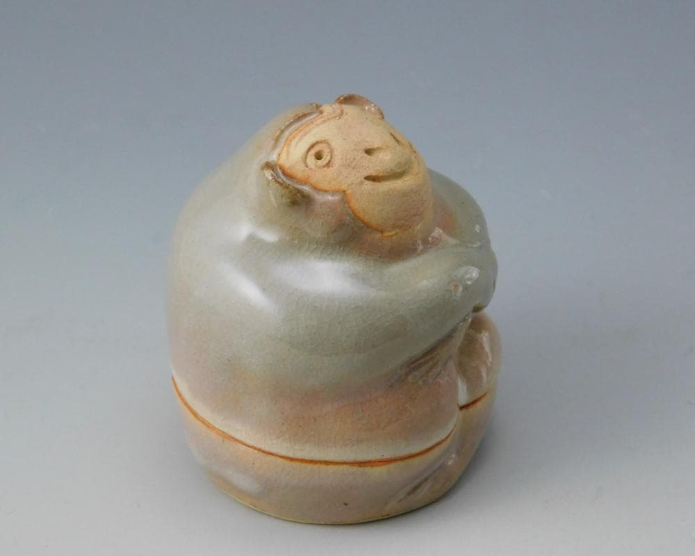 【鳳凰堂】十二代 田原陶兵衛『萩 猿香合①』申 萩焼 香合 干支 真作保証