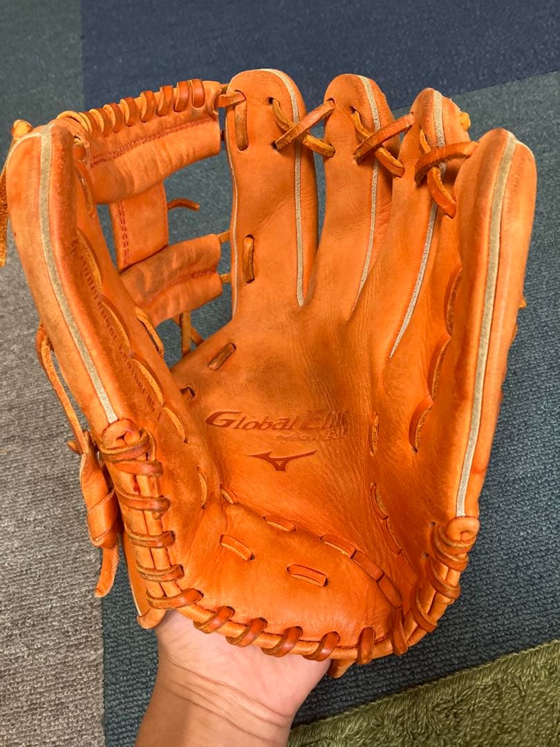 Mizuno Global Elite 軟式用グローブ オレンジ