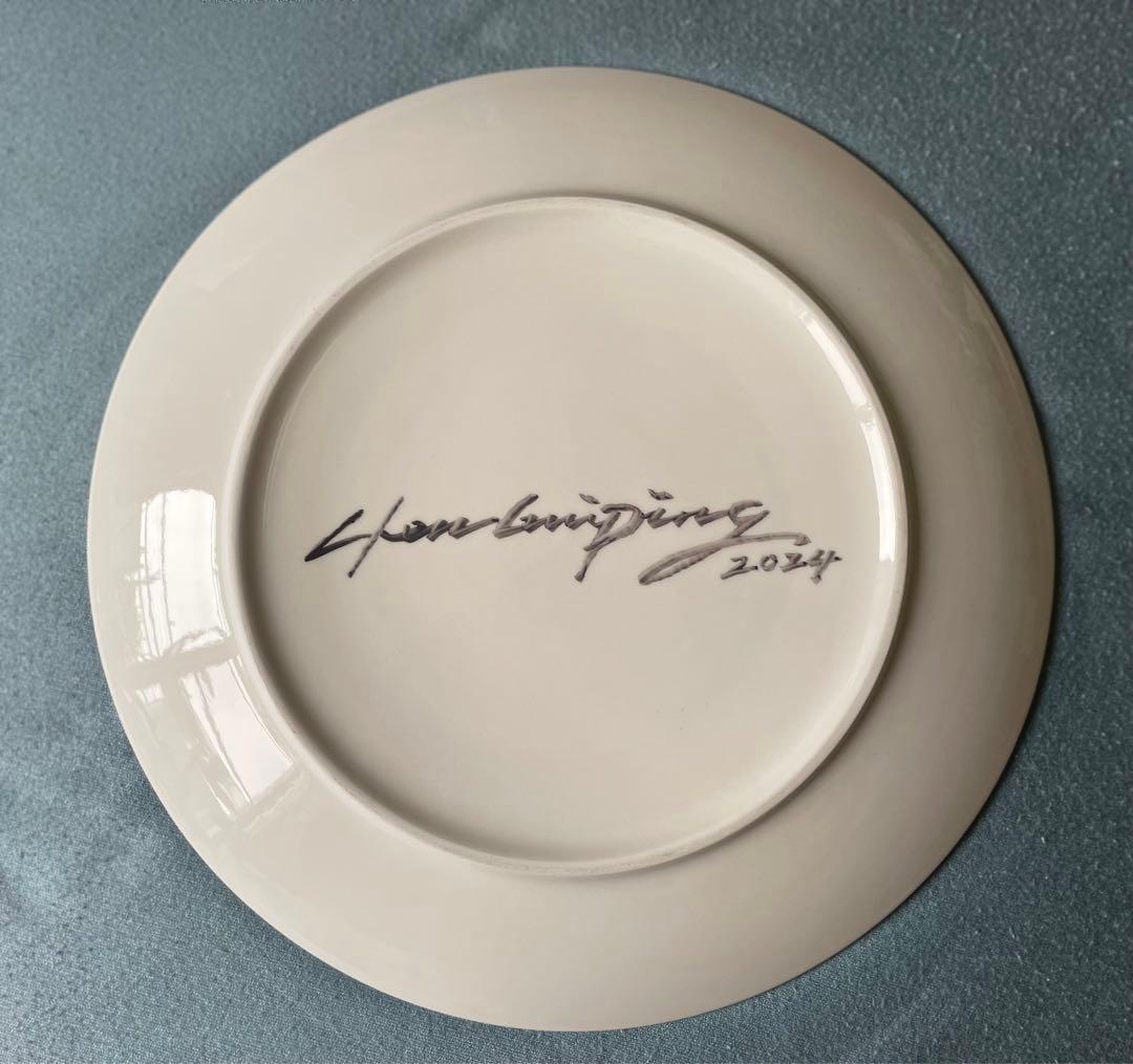 レア　美人画の俊才　陳貴平Chen Guipingが描く油彩画「視線」飾皿