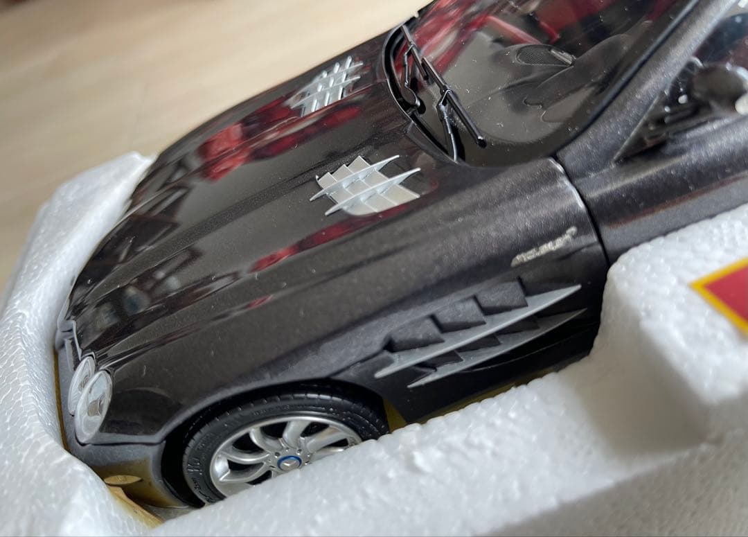 絶版新品超希少　CMC/ 1/18 メルセデスベンツ SLR ブラックメタリック