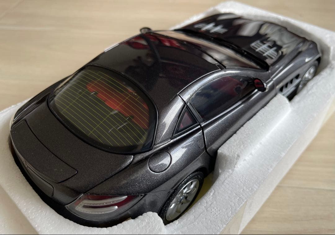 絶版新品超希少　CMC/ 1/18 メルセデスベンツ SLR ブラックメタリック