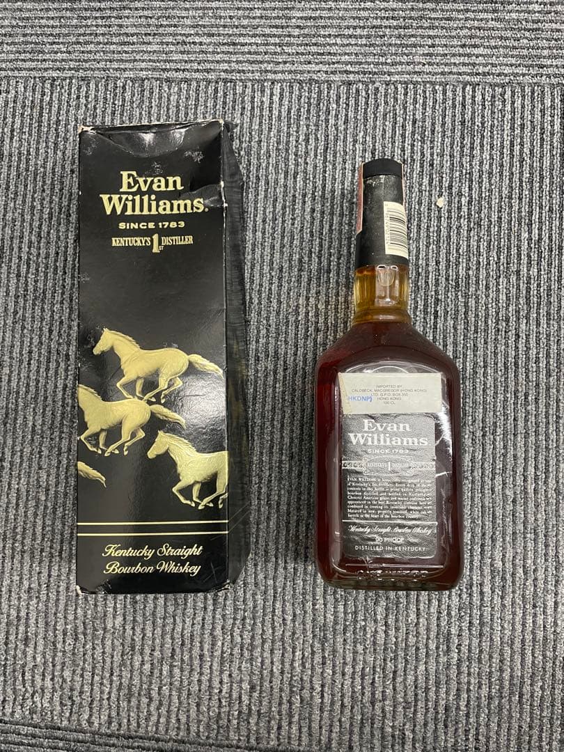 エヴァン・ウィリアムス 8年　ブラックラベル　90プルーフ