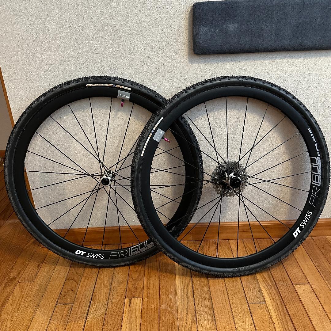 DT SWISS PR1600 Spline 32 アルミホイールセット