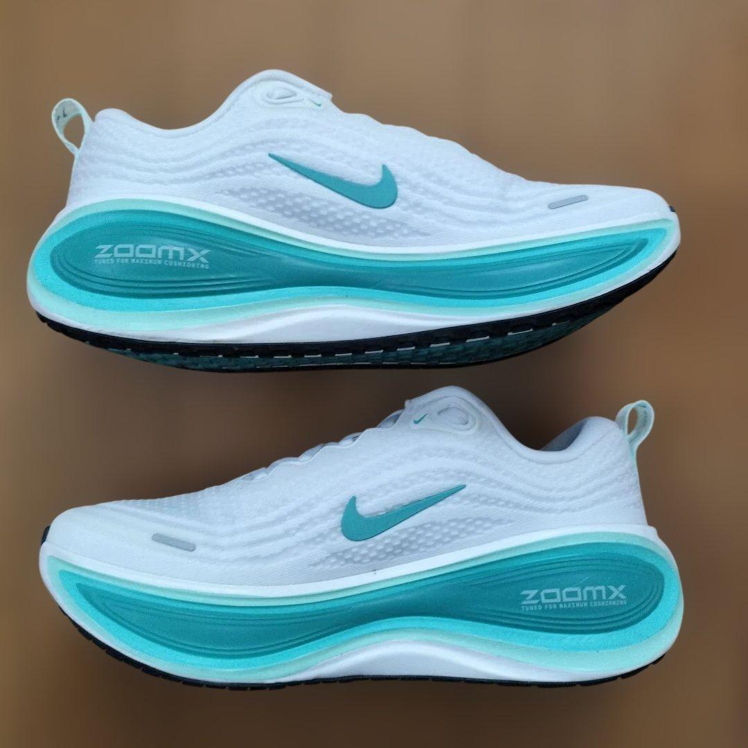 スパイク・シューズ NIKE zoom vomero plus