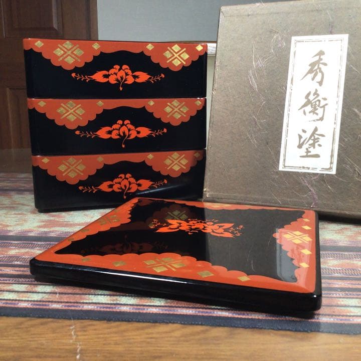 『行事うー特価』　秀衡塗　丸三漆器　『牡丹重』　6.5寸　重箱