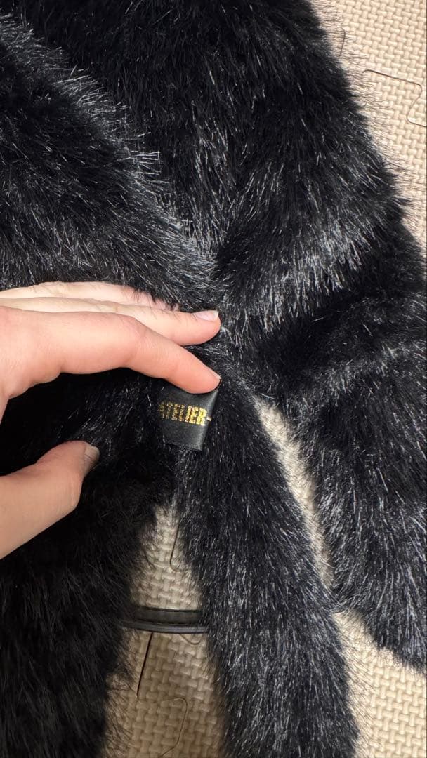 アトリエピエロ 猫 ショルダーバッグ 黒 ファー 黄目 ロリータ