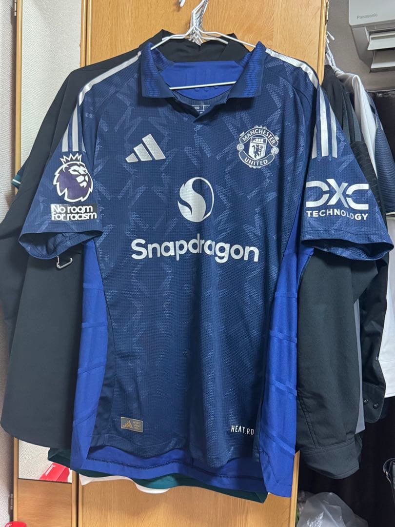 【正規品】マンチェスターユナイテッドAwayオーセンティックユニフォーム