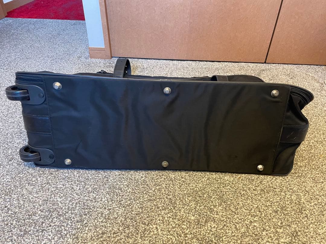 プラダ　スーツケース　PRADA