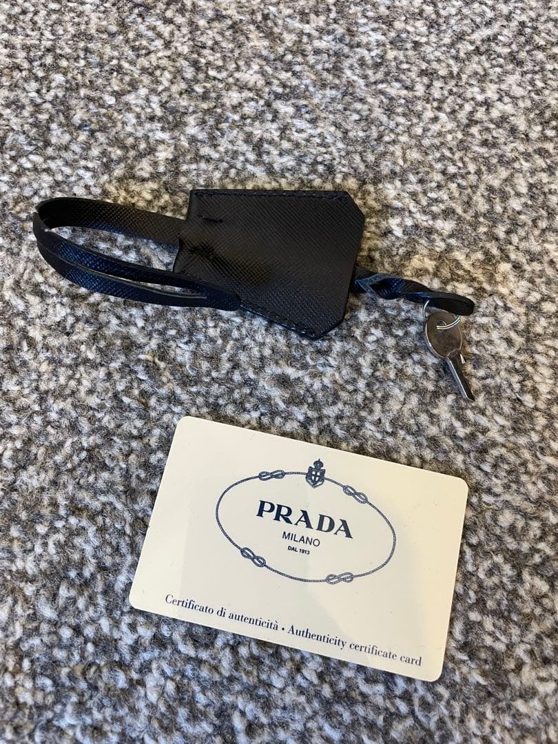 プラダ　スーツケース　PRADA