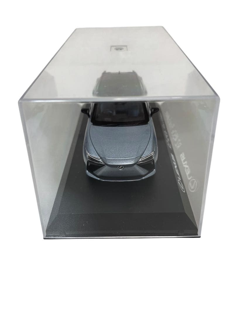 【2台セット】ミニカー　クラウン スポーツ ・レクサスRZ450e