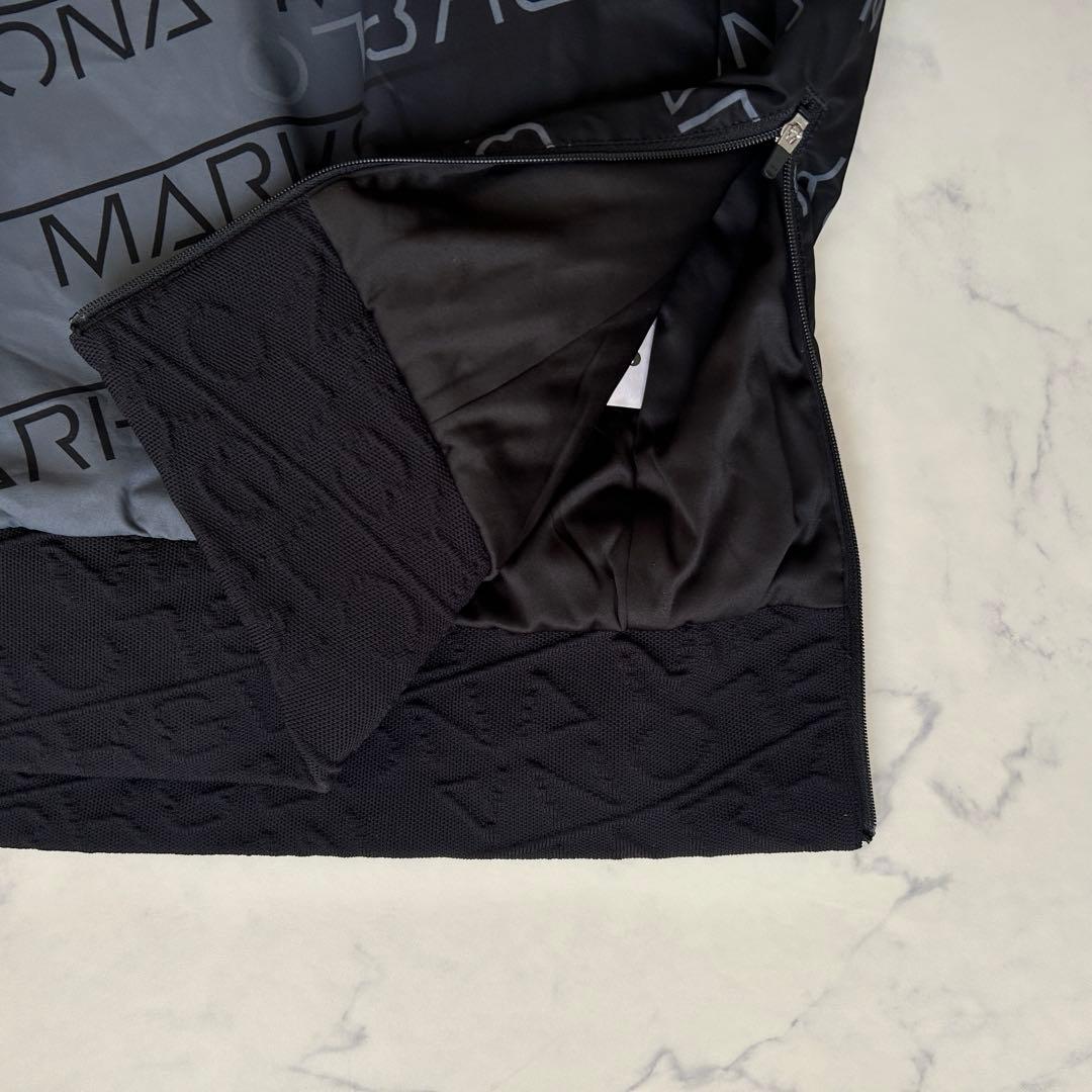 マークアンドロナ 2023年モデル プルオーバー スニード 中綿 総柄 黒