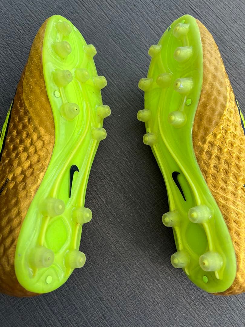 ナイキ ハイパーヴェノム ファントム PREM HG-E(ゴールド×イエロー)