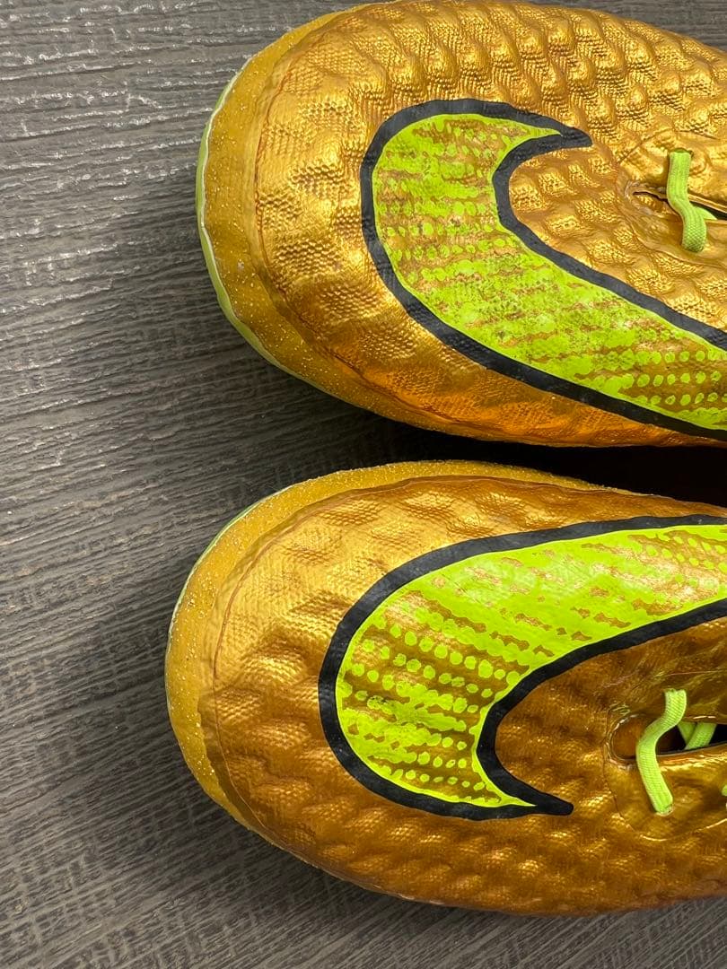 ナイキ ハイパーヴェノム ファントム PREM HG-E(ゴールド×イエロー)