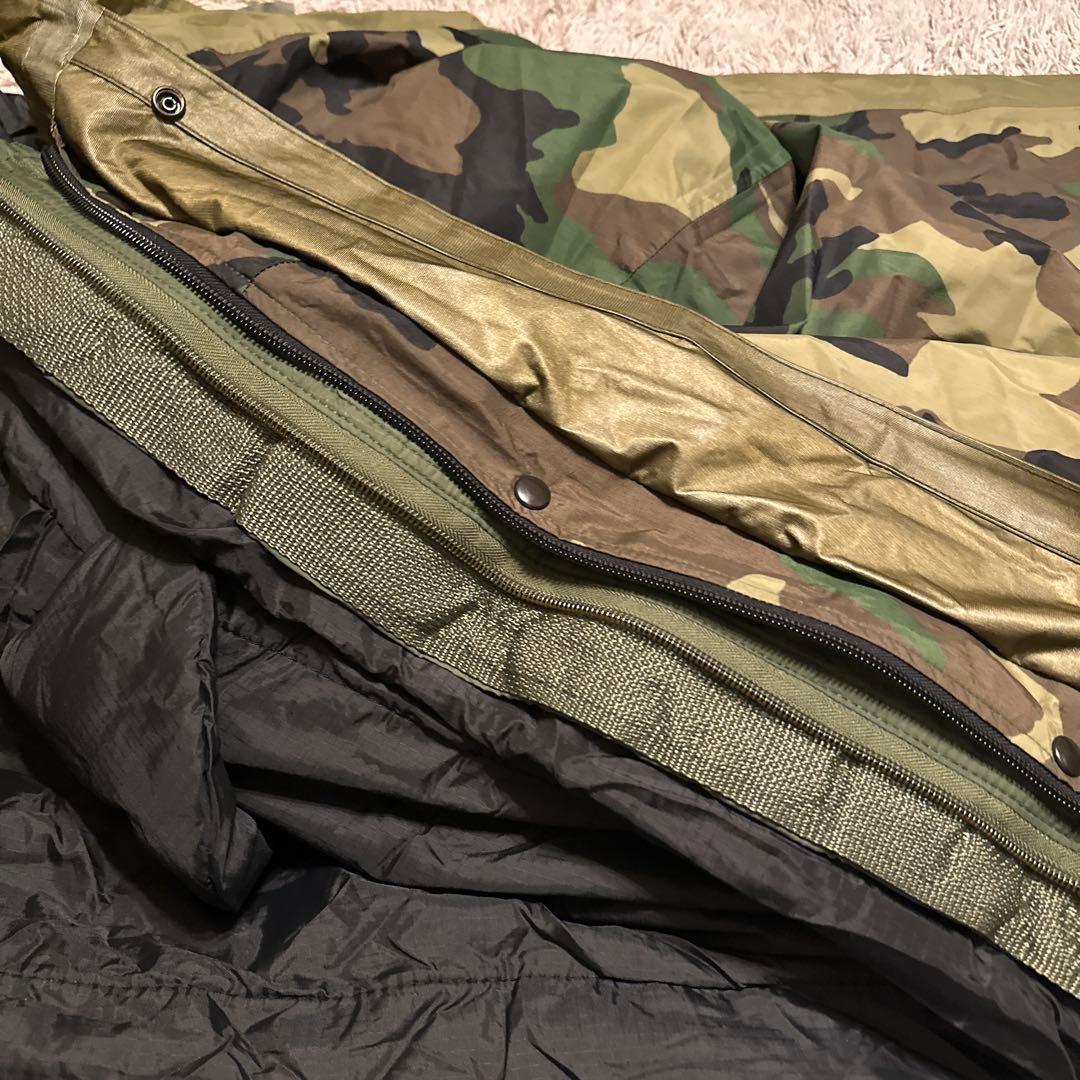 米軍シュラフ US スリーピングバッグ　ゴアテックスカバー　収納袋　4点