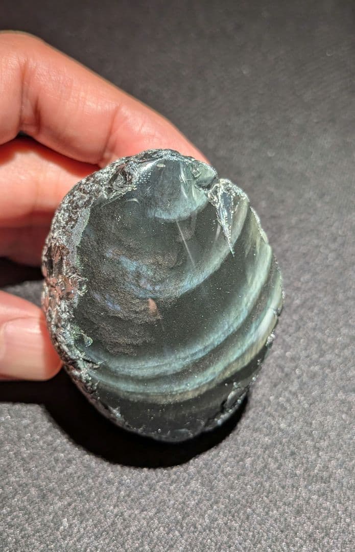 研磨品　十勝石玲瓏　複合色レインボーオブシディアン