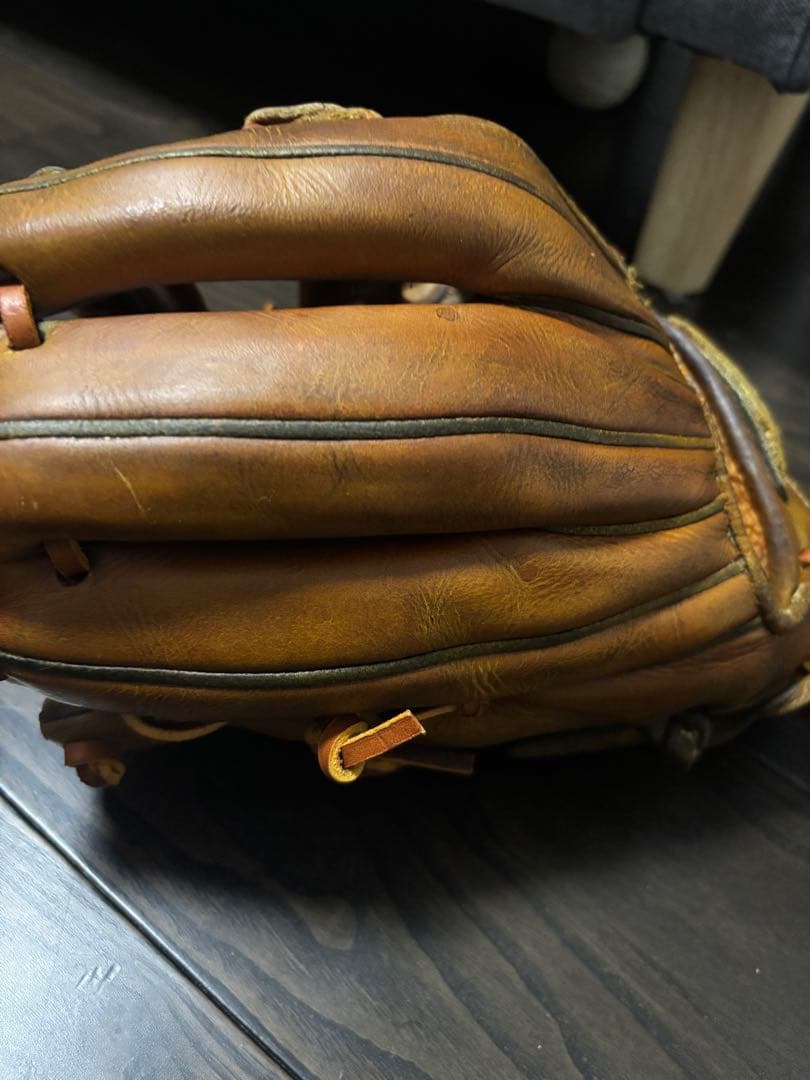 ミズノプロ　硬式グローブ ブラウン