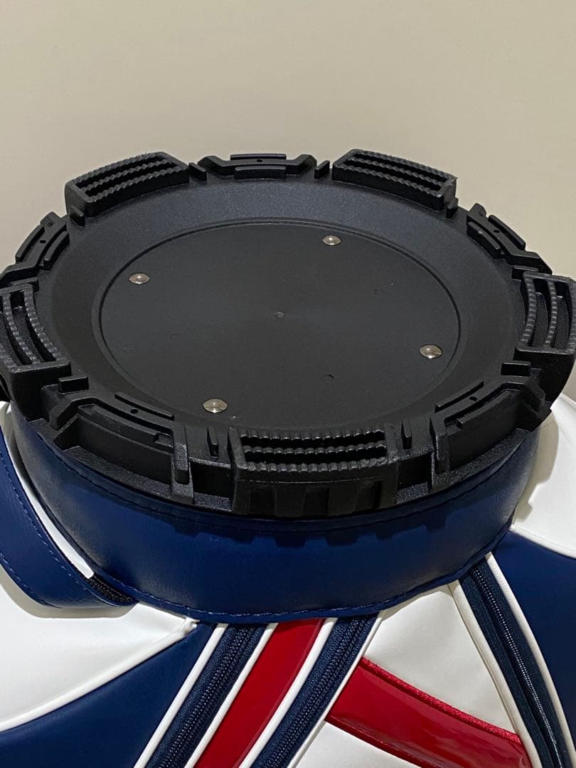 BRIDGESTONE ゴルフバッグ アメリカ国旗デザイン。メジャーコレクション