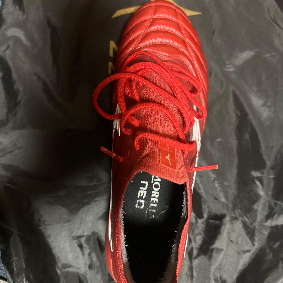 モレリアネオ 3βパッションレッド　海外限定　袋付き　25.5