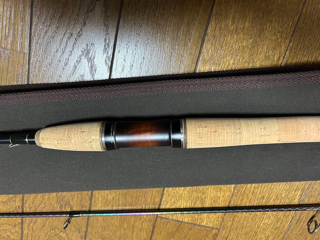 モンスターリミテッドTW77 L