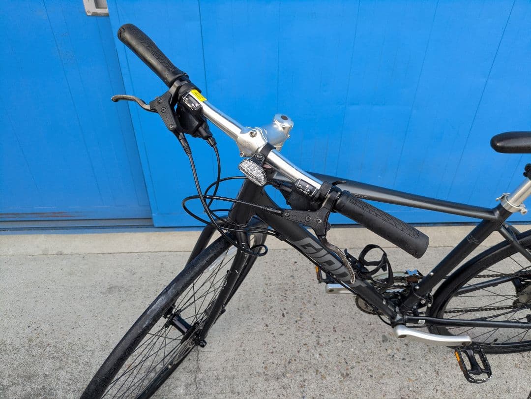 美品 GIANT ESCAPE DISC　クロスバイク 名古屋配送無料