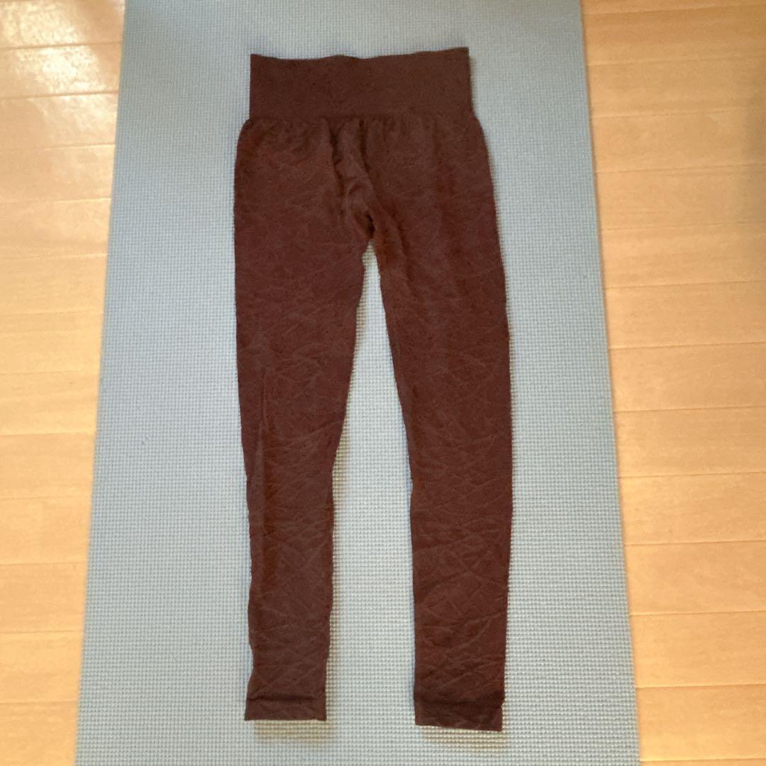 【SUKALA】ジオメトリックアクティブブラトップ&レギンスセット