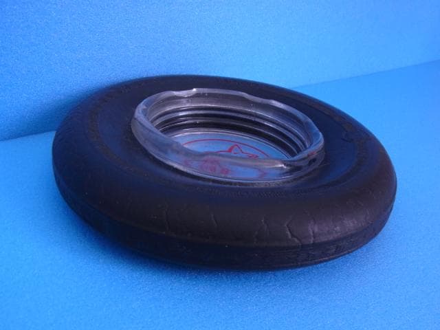 鬼タイヤ　ガラス灰皿　日米商店　鬼号　戦前　大正　昭和レトロ　ホーロー看板