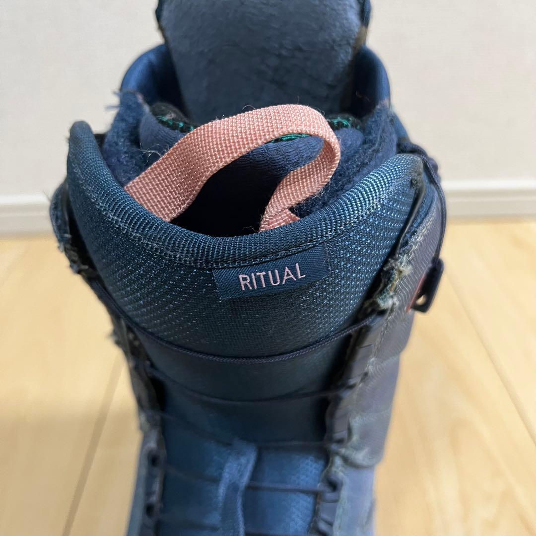【即日発送】BURTON スノボブーツRITUAL リチュアル 24.0cm
