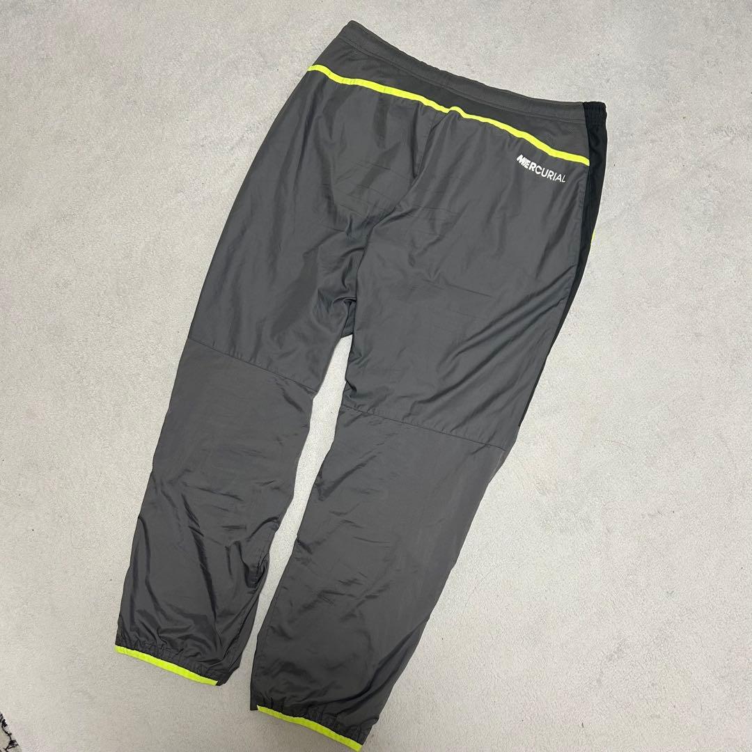 ナイキ スウッシュ ピステ 上下セット ナイロン 黒 グレー 蛍光イエロー XL