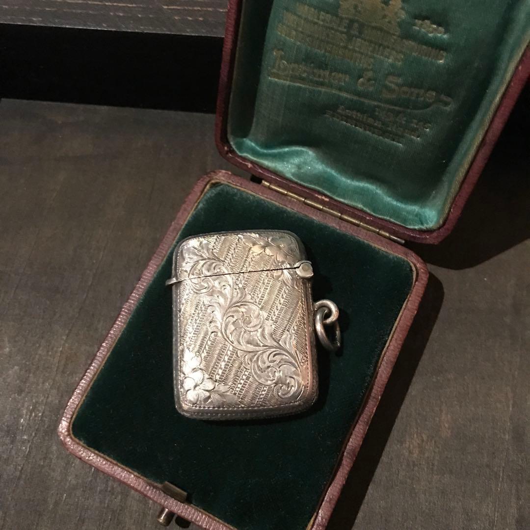 英国アンティーク　ヴェスタケース　純銀シルバー