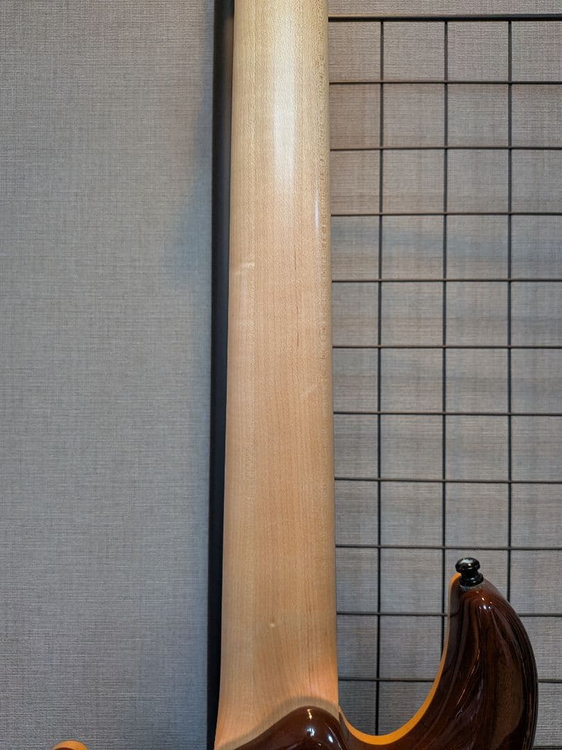 LORECROW LCG-001 ハイエンド7弦 定価30万