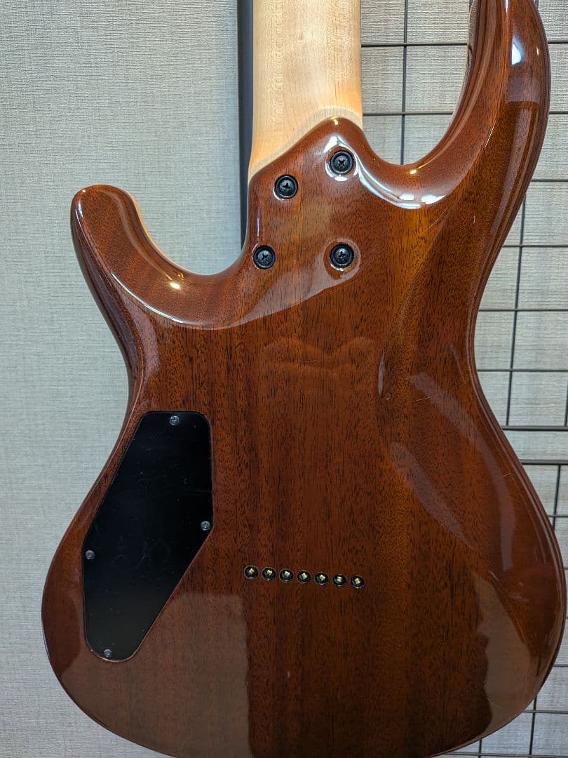 LORECROW LCG-001 ハイエンド7弦 定価30万