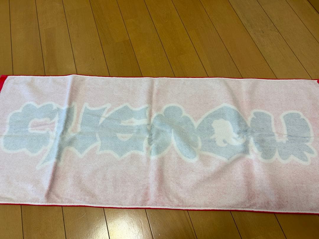 y Chevon タオル グッズ サイン入り 廃盤 赤