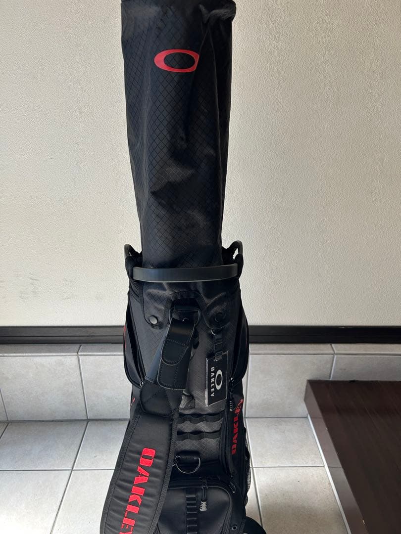 Oakley オークリー キャディバッグ BLACKOUT ゴルフ用