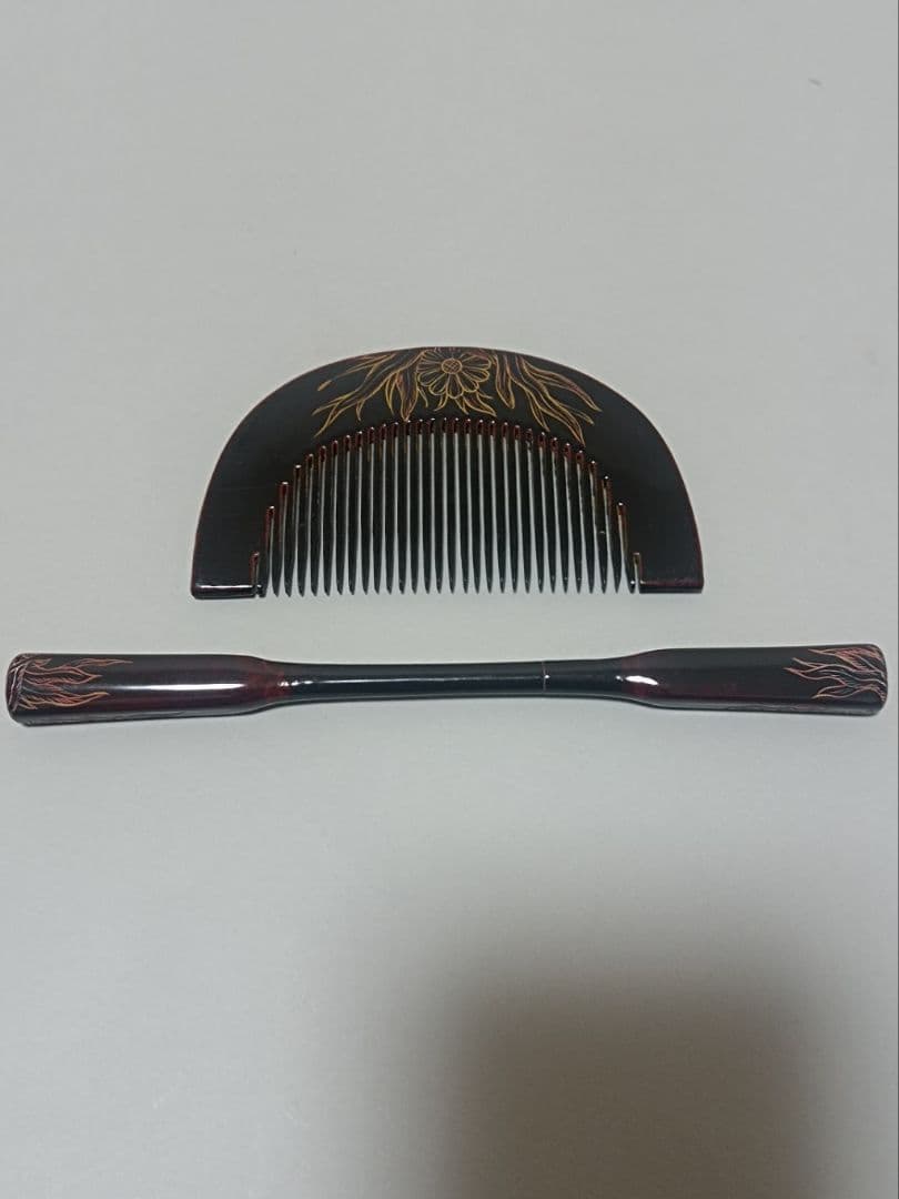 漆塗り花柄櫛とこうがいセット
