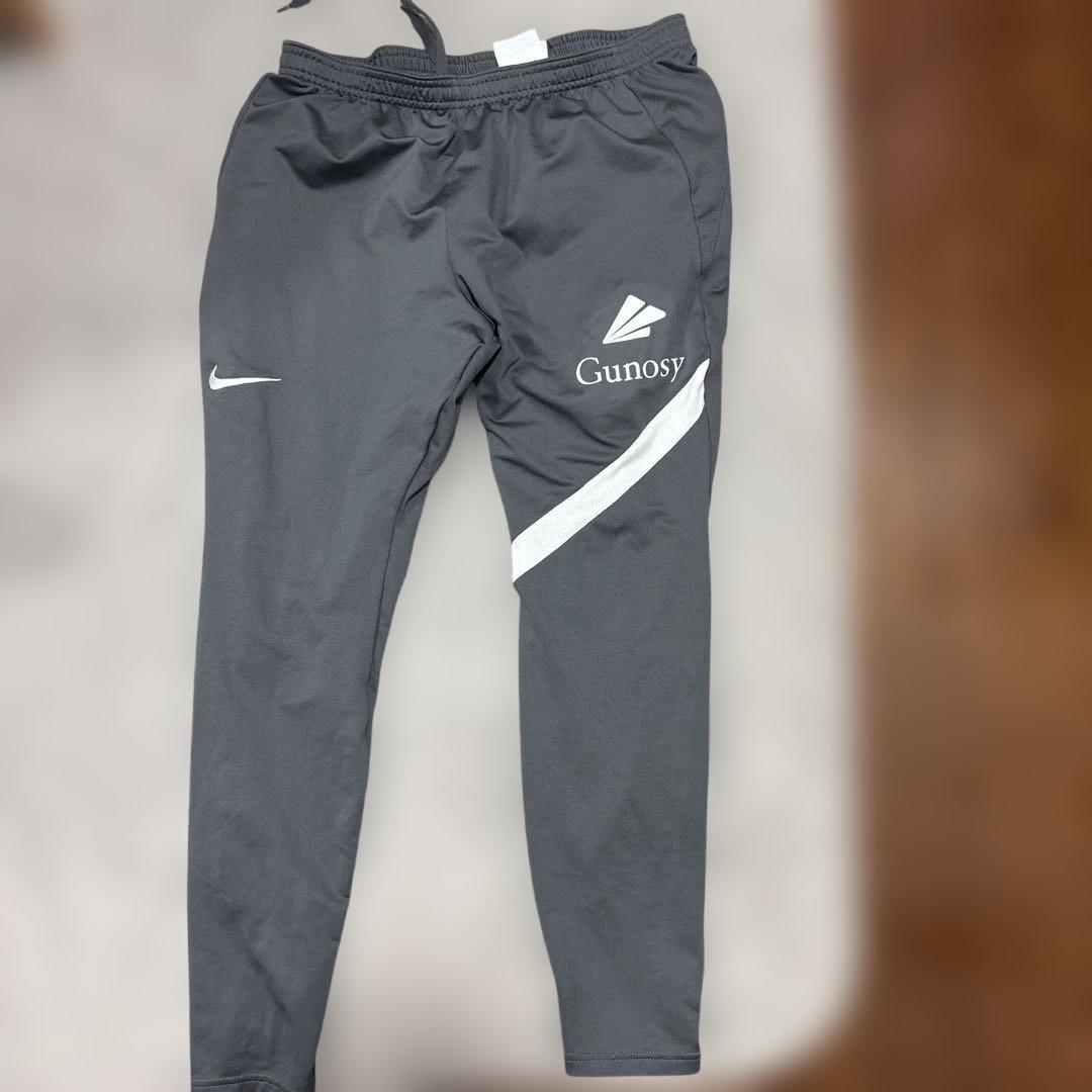 浦和レッズ　ロングパンツ