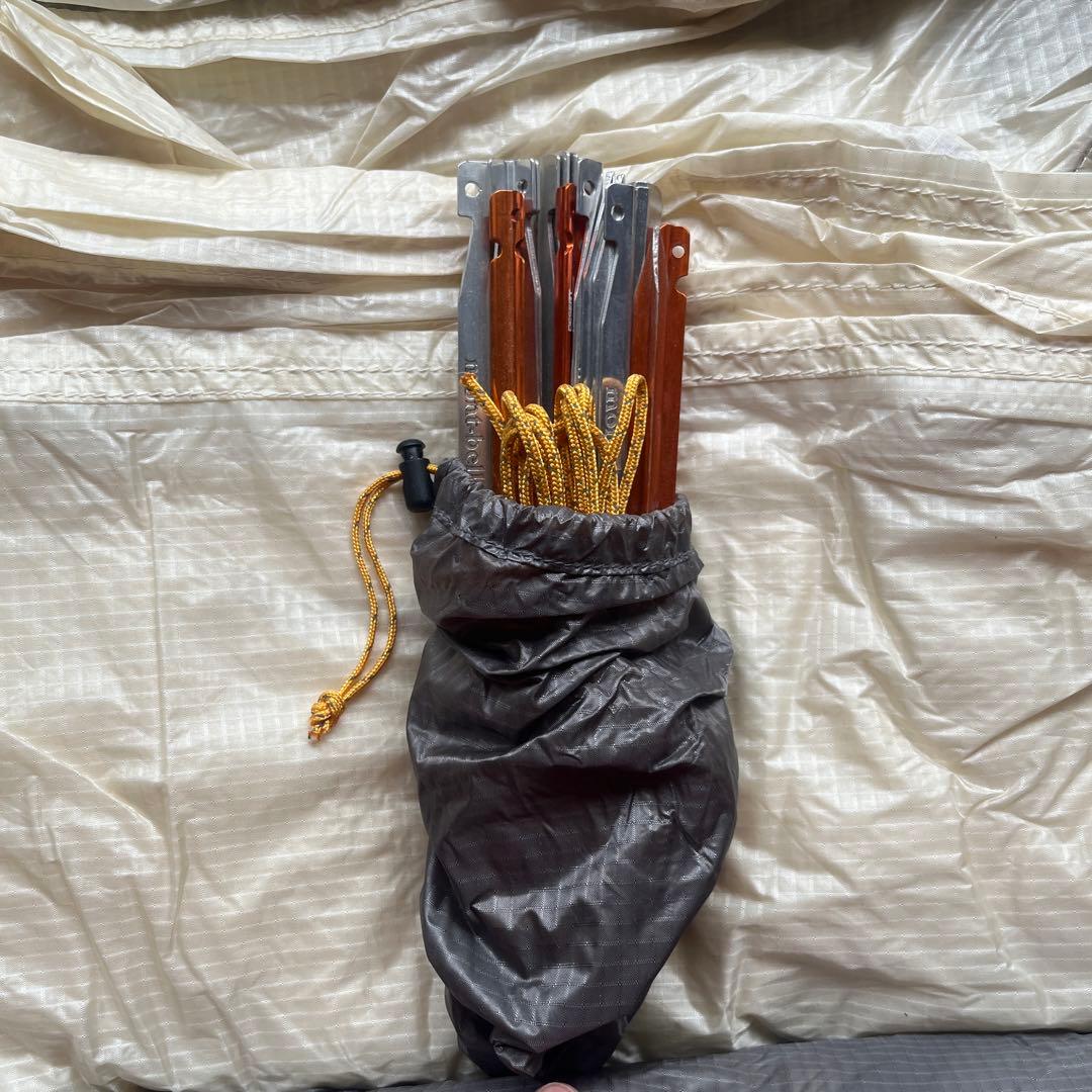 mont-bell ステラリッジ2 白