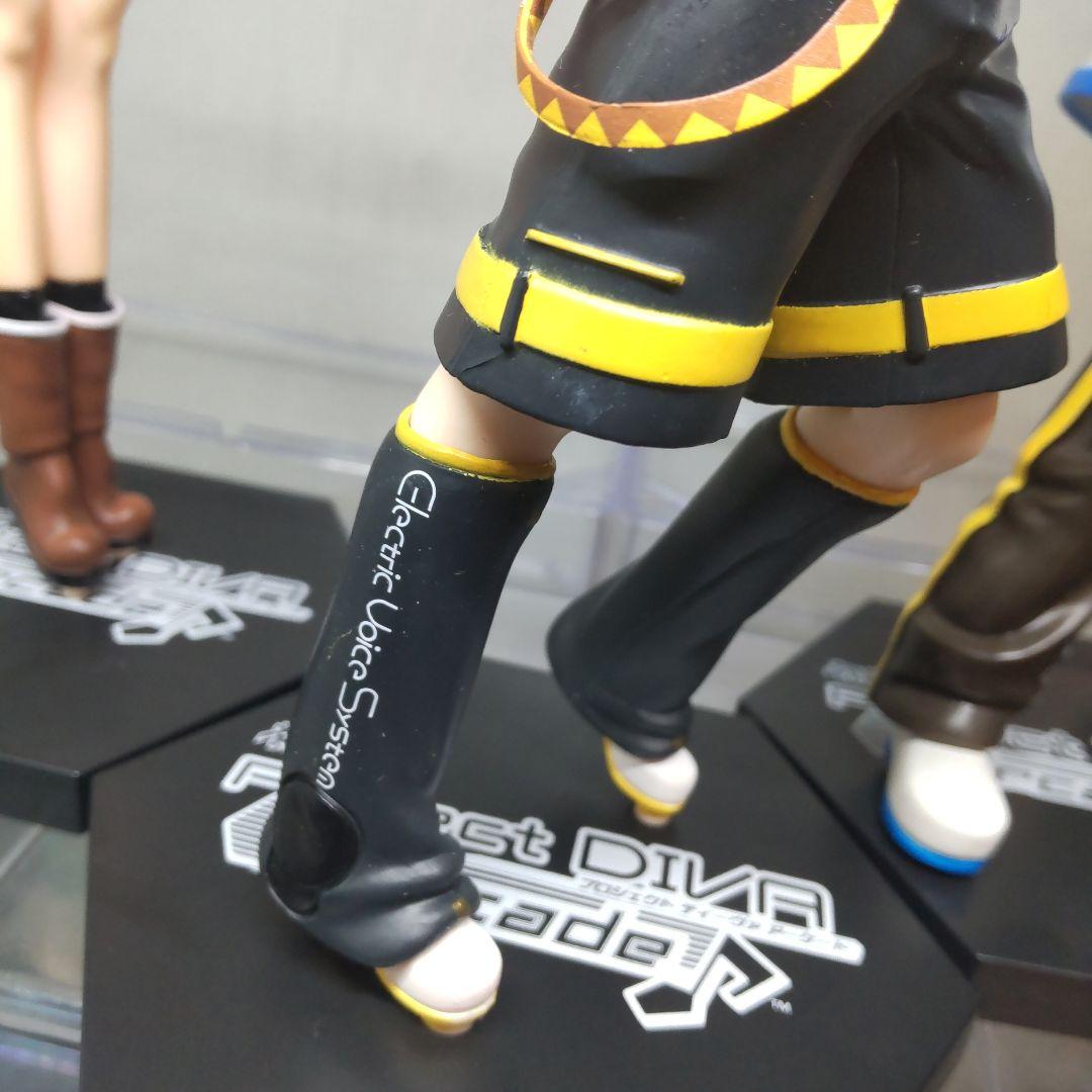 「初音ミク Project DIVA Arcade」 プレミアムフィギュアセット