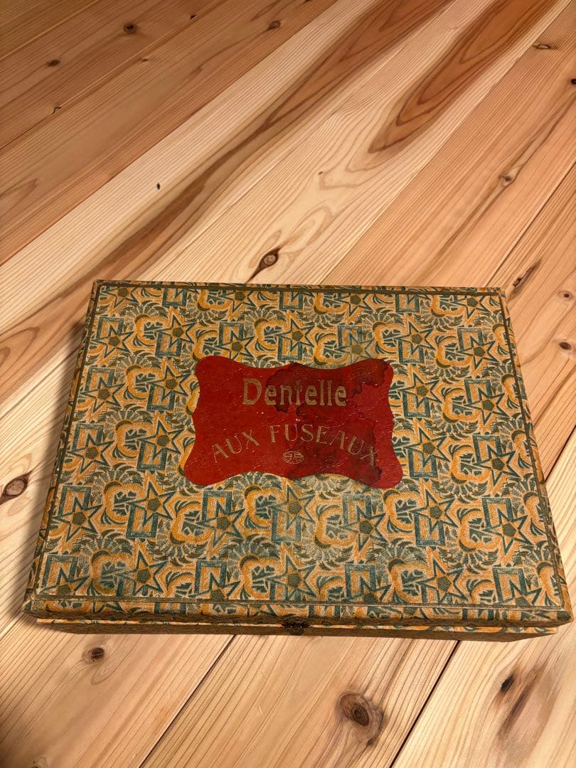 ま*ん様 ベルギーアンティーク　Dentelle aux Fuseaux ボック