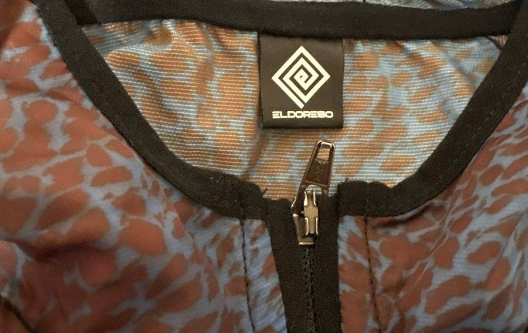 エルドレッソ　ウィンドブレーカー