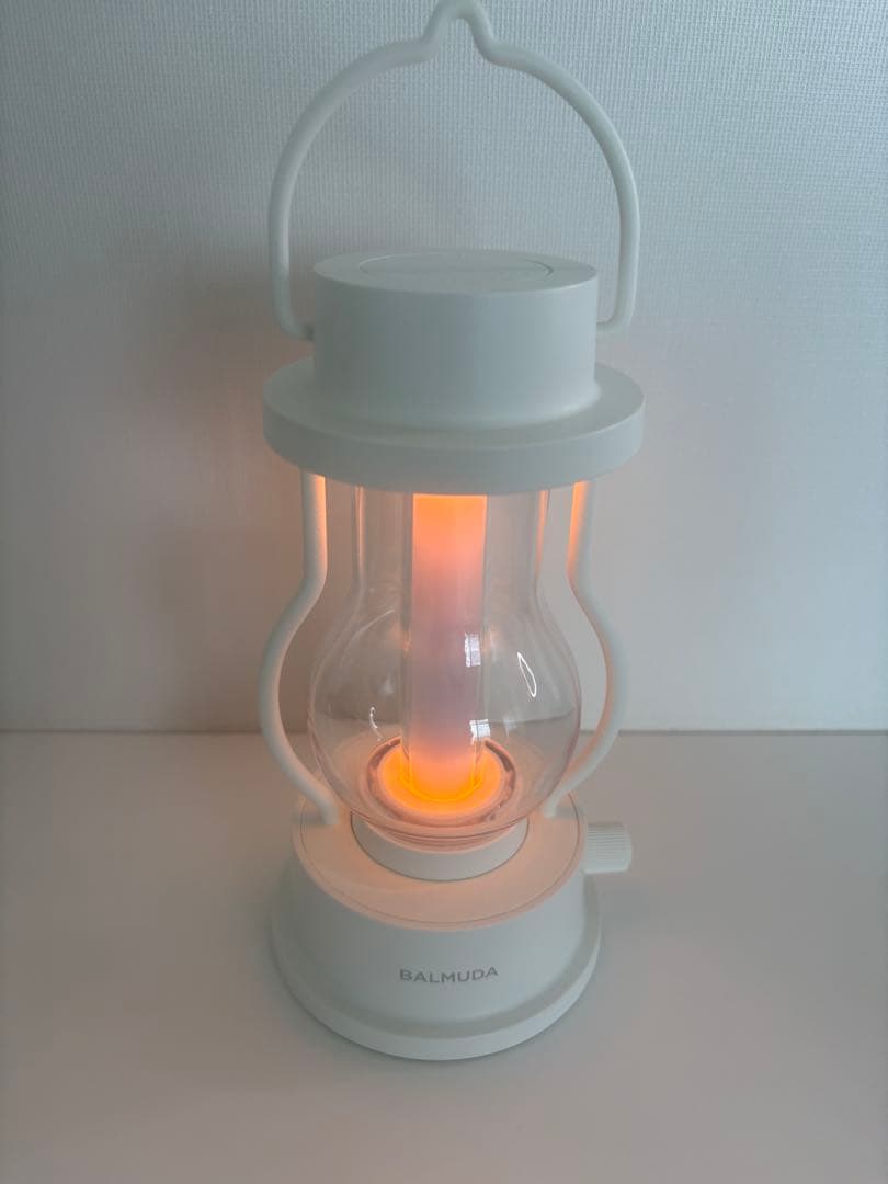 バルミューダ　ランタン　ホワイト