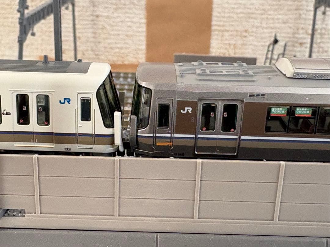 11/20まで 加工品 KATO 221系ダブルパンタ車＋223系2000番台