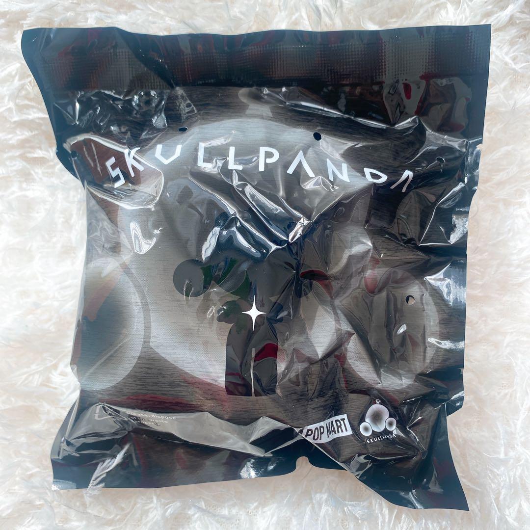 正規品POPMARTスカルパンダ The Paradoxシリーズ　シークレット