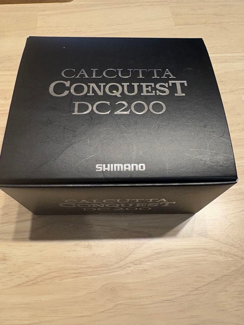 シマノ　カルカッタコンクエストDC200 右ハンドル