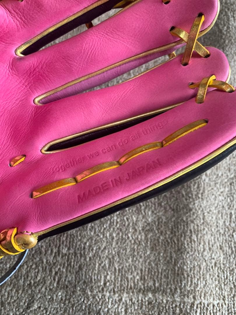 ワンオブジアンサー　硬式外野用グラブ　母の日モデル