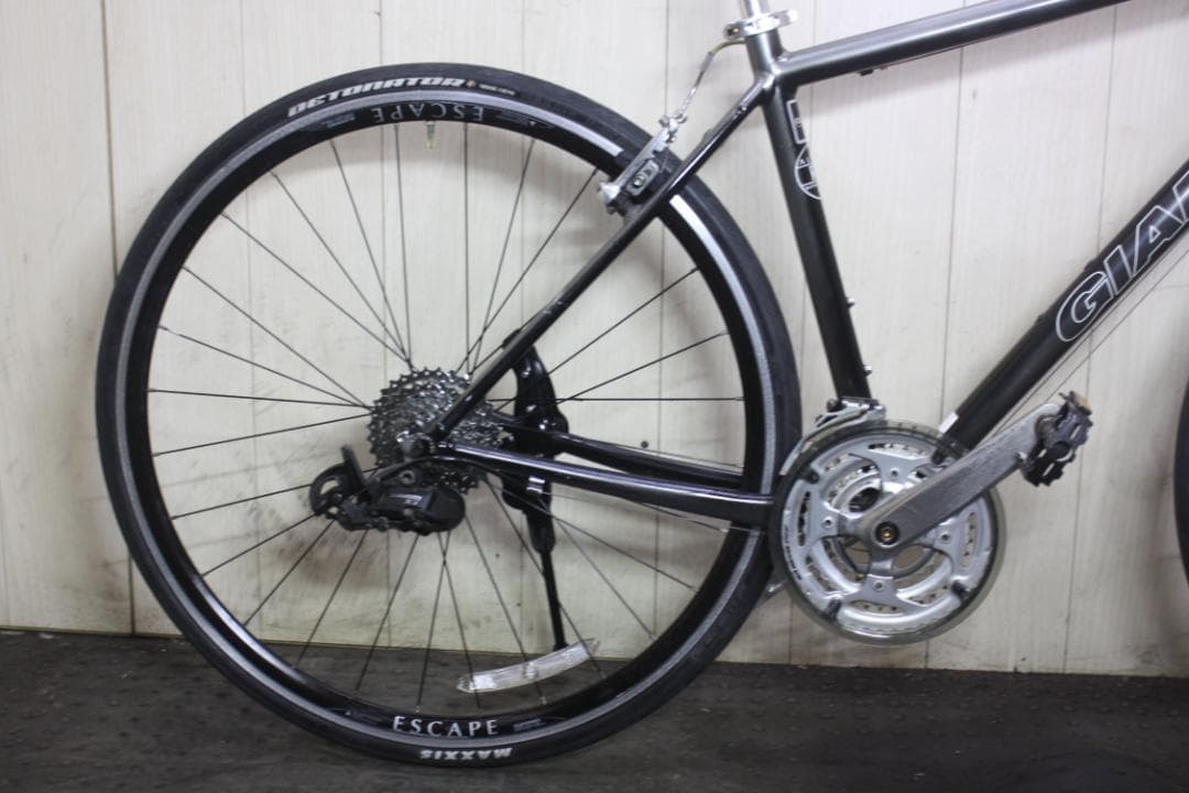 遠*太様 GIANT ESCAPE R3 700C アルミ 24速 465mm