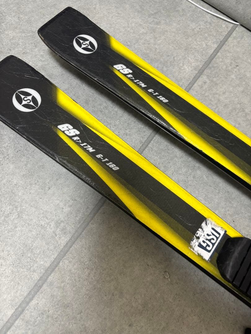 OGASAKAオガサカ TRIUNトライアン GS 160 スキー板